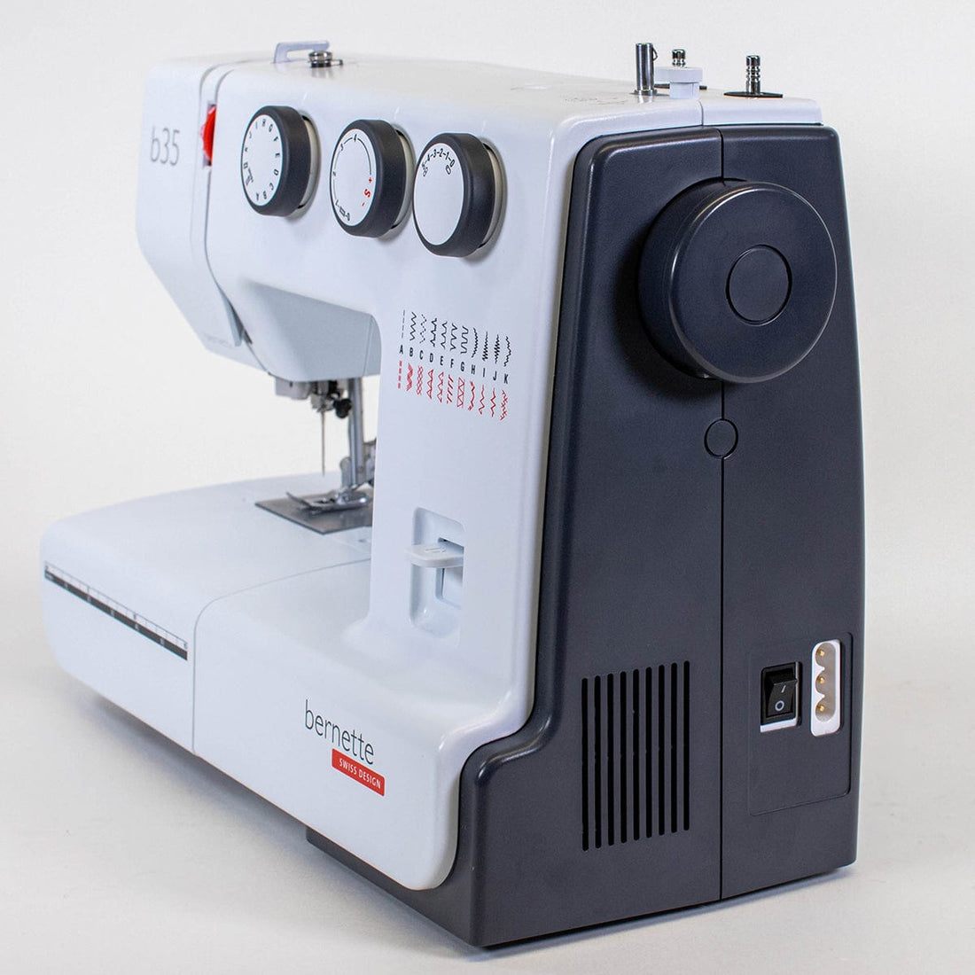 Bernette Sewing Machines EX-DISPLAY Bernette B35 Sewing Machine - The Sewing Studio