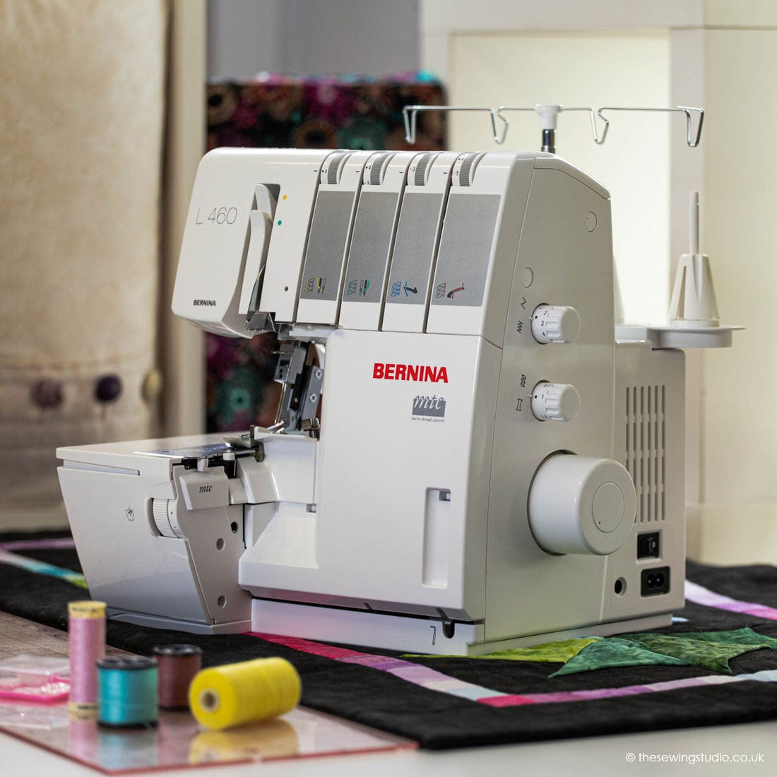 Bernina Sewing Machines EX-DISPLAY Bernina L460 Overlocker - The Sewing Studio