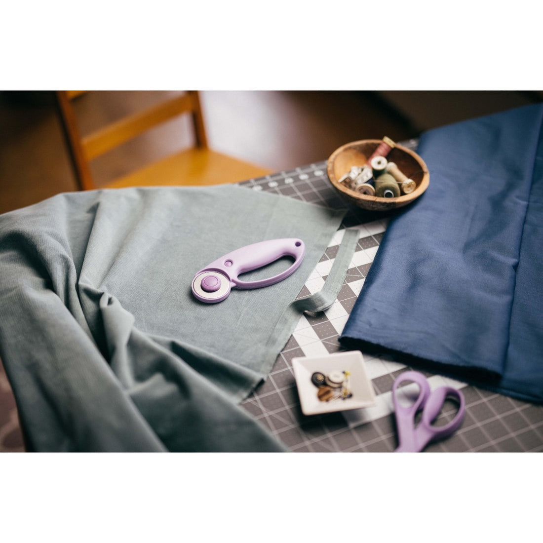Fiskars Rotary Cutters Fiskars Ultra Lilac Straight Rotary Cutter 45mm - The Sewing Studio