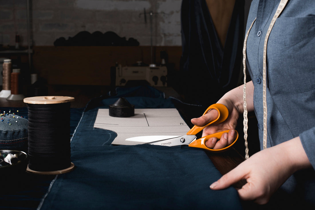 Fiskars Scissors Fiskars Classic Right Handed Dressmaking Scissors - The Sewing Studio