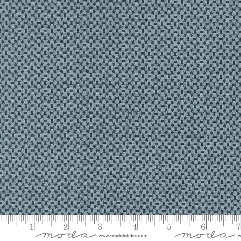 Moda Fabric Moda Snowman Gatherings IV Basket Weave Frozen Snow 49255-16 - The Sewing Studio
