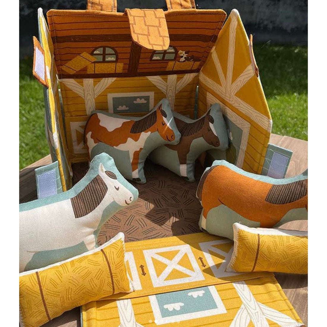 Moda Fabric Panels & Labels Moda Ponderosa Horse and Stable Toy Panel. Cut & Sew. 20868-11 - The Sewing Studio