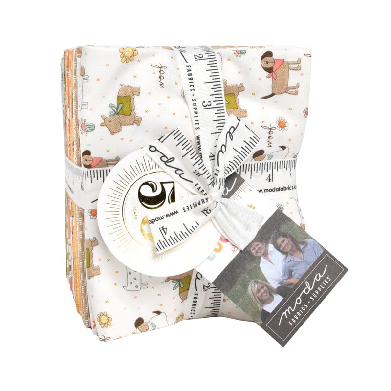 Moda Fabric Pre Cuts Moda Lucky Fat Quarter Bundle - The Sewing Studio