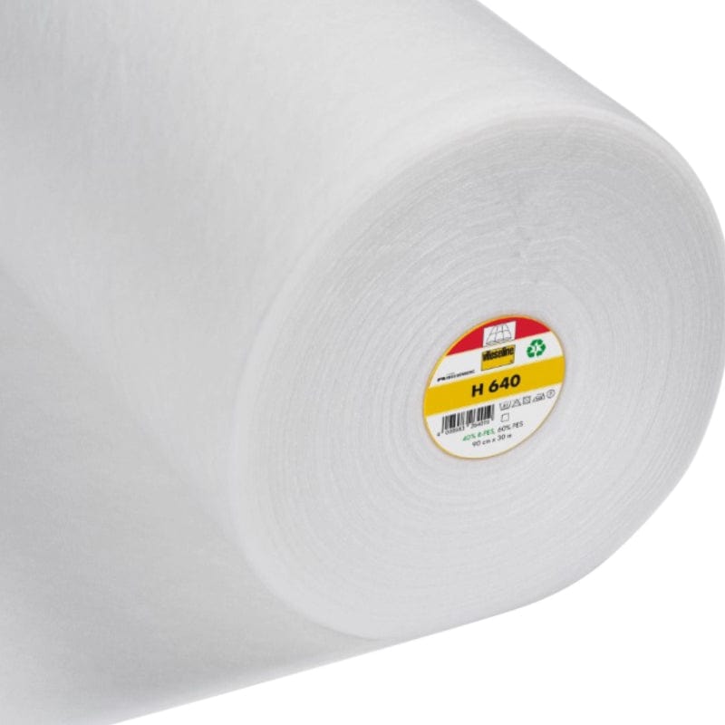 Vilene Interfacing Vilene Fusible Fleece: Medium Loft Volume: White Per 1/4 Metre - The Sewing Studio