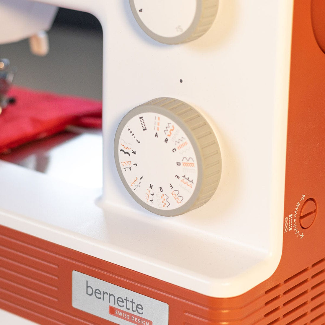 Bernette Sewing Machines Bernette 05 Crafter Heavy Duty Sewing Machine - The Sewing Studio
