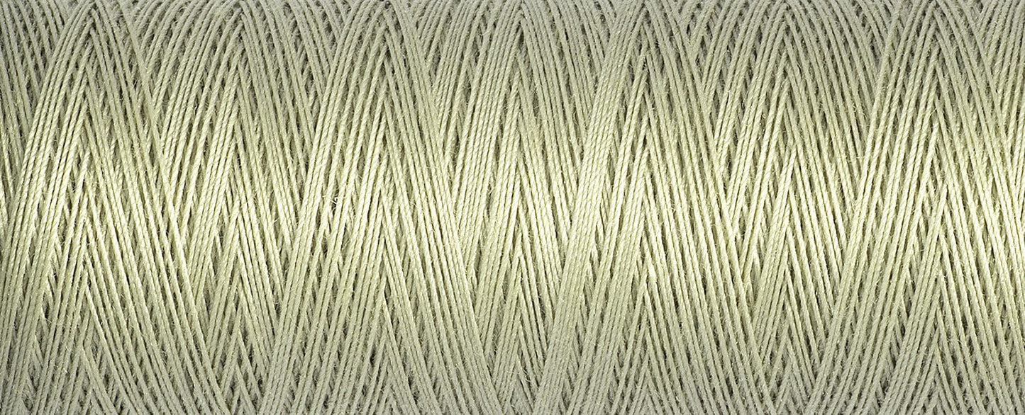Gutermann Cotton Thread 100M Colour 0126 close up