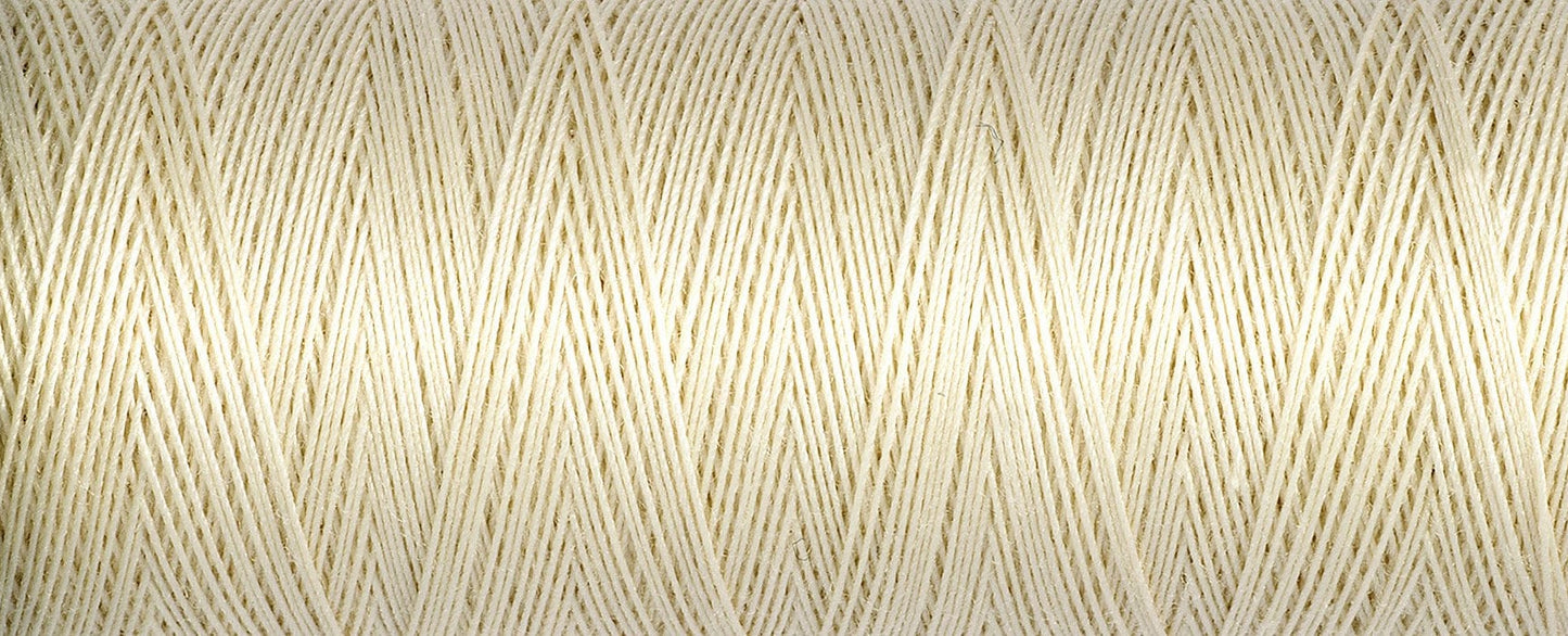 Gutermann Cotton Thread 100M Colour 0429 Close Up