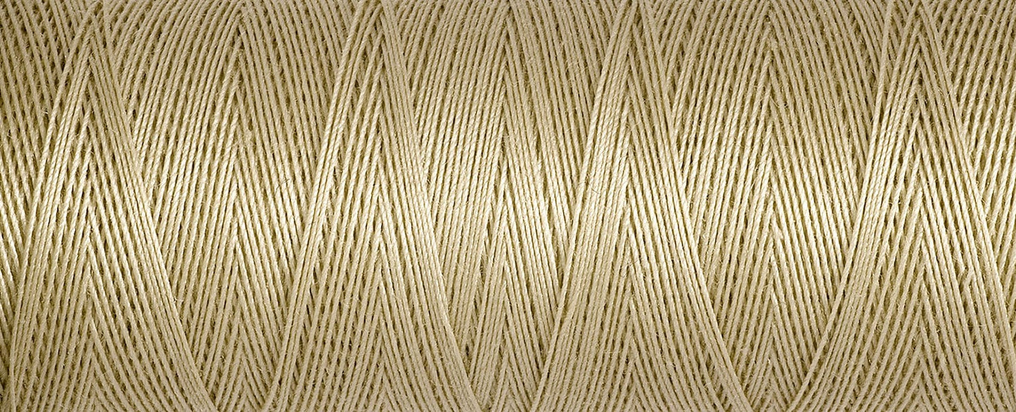 Gutermann Cotton Thread 100M Colour 0927 Close Up