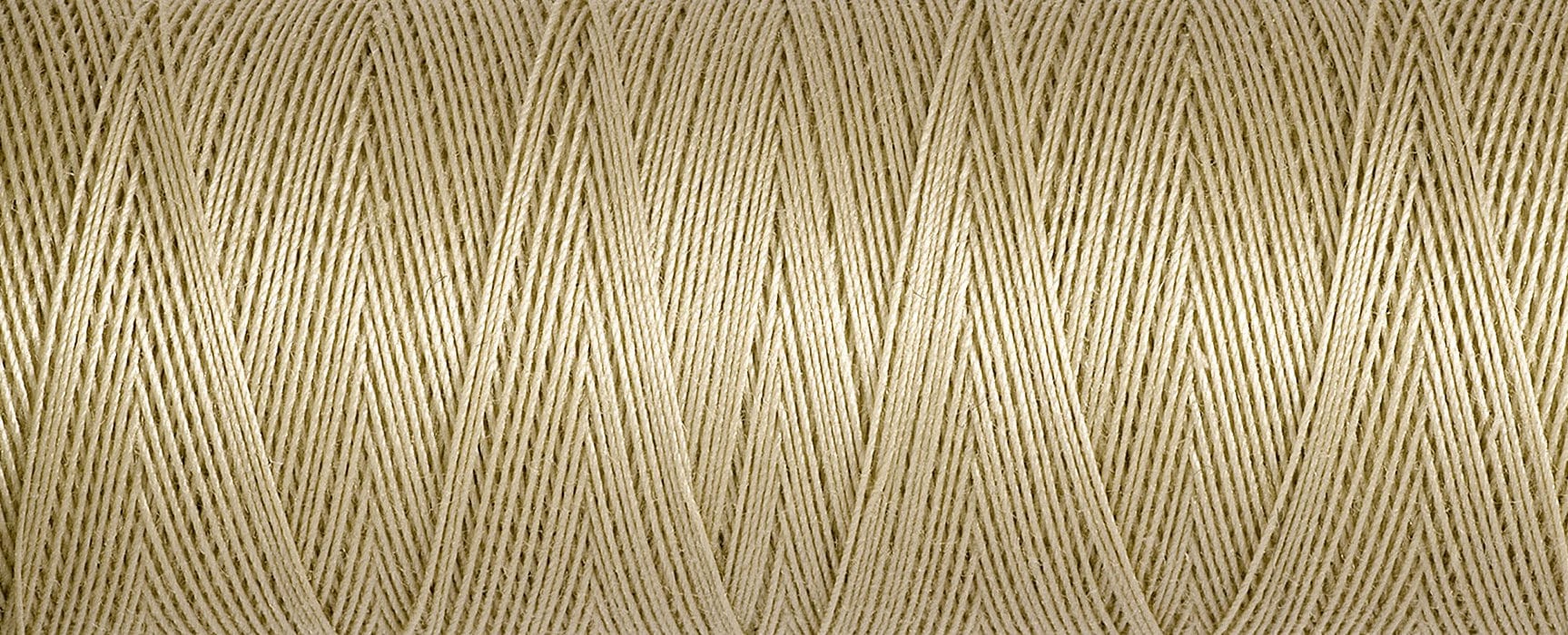 Gutermann Cotton Thread 100M Colour 0927 Close Up