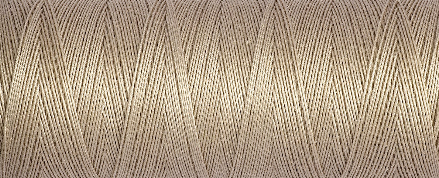 Gutermann Cotton Thread 100M Colour 1427 Close Up