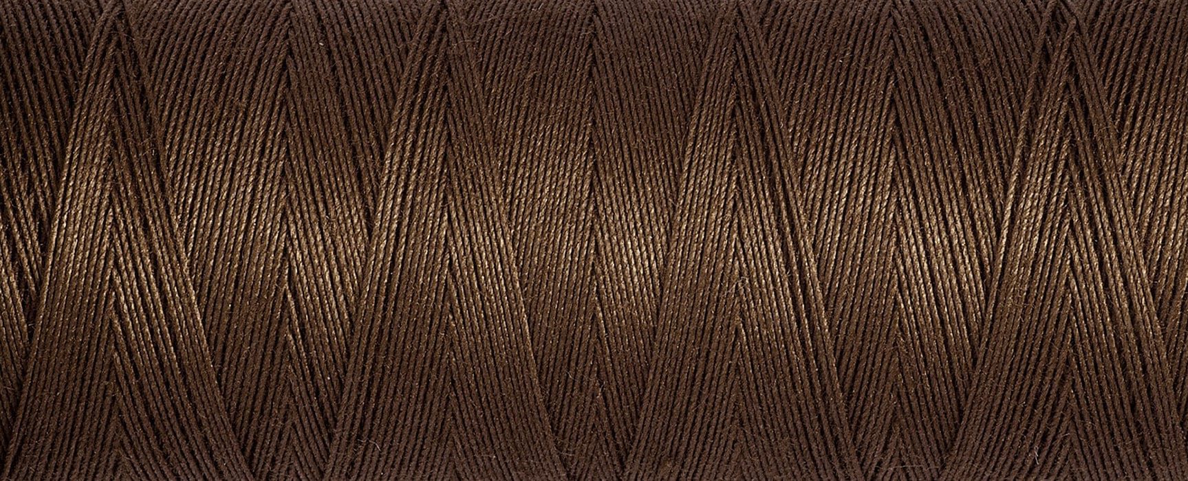 Gutermann Cotton Thread 100M Colour 1523 Close Up