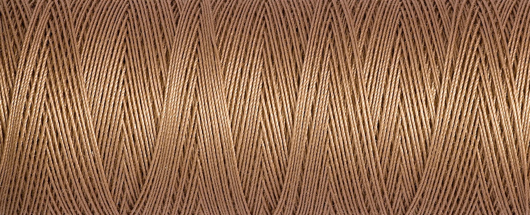 Gutermann Cotton Thread 100M Colour 1535 Close Up