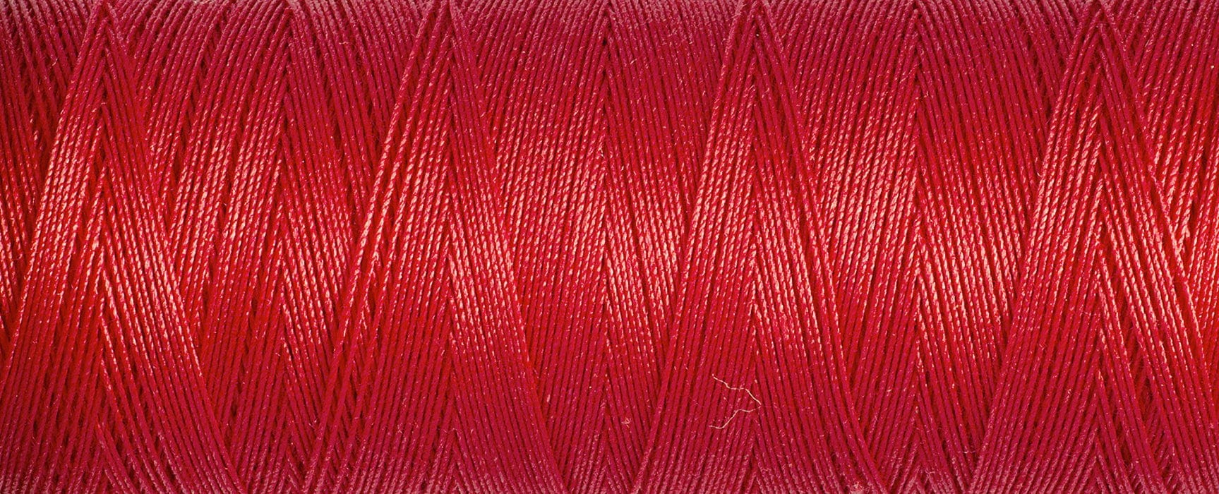 Gutermann Cotton Thread 100M Colour 1974 Close Up
