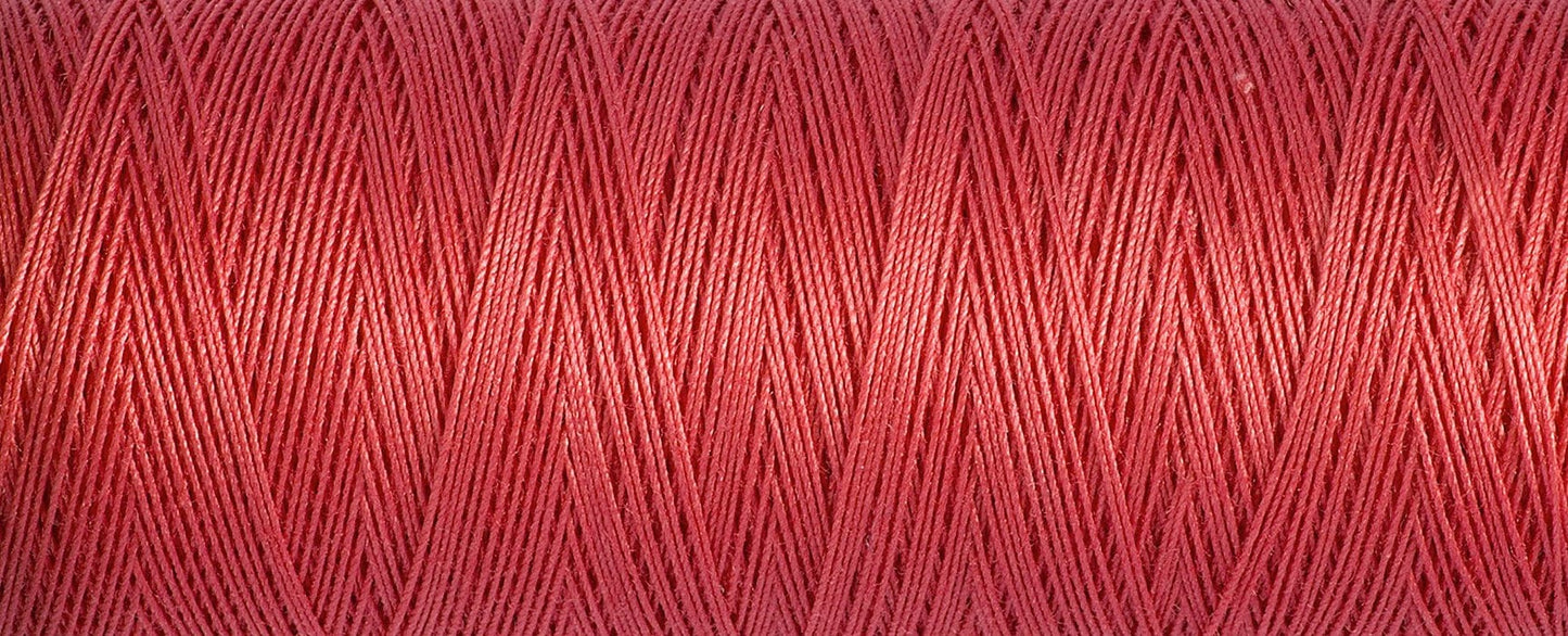Gutermann Cotton Thread 100M Colour 2255 Close Up