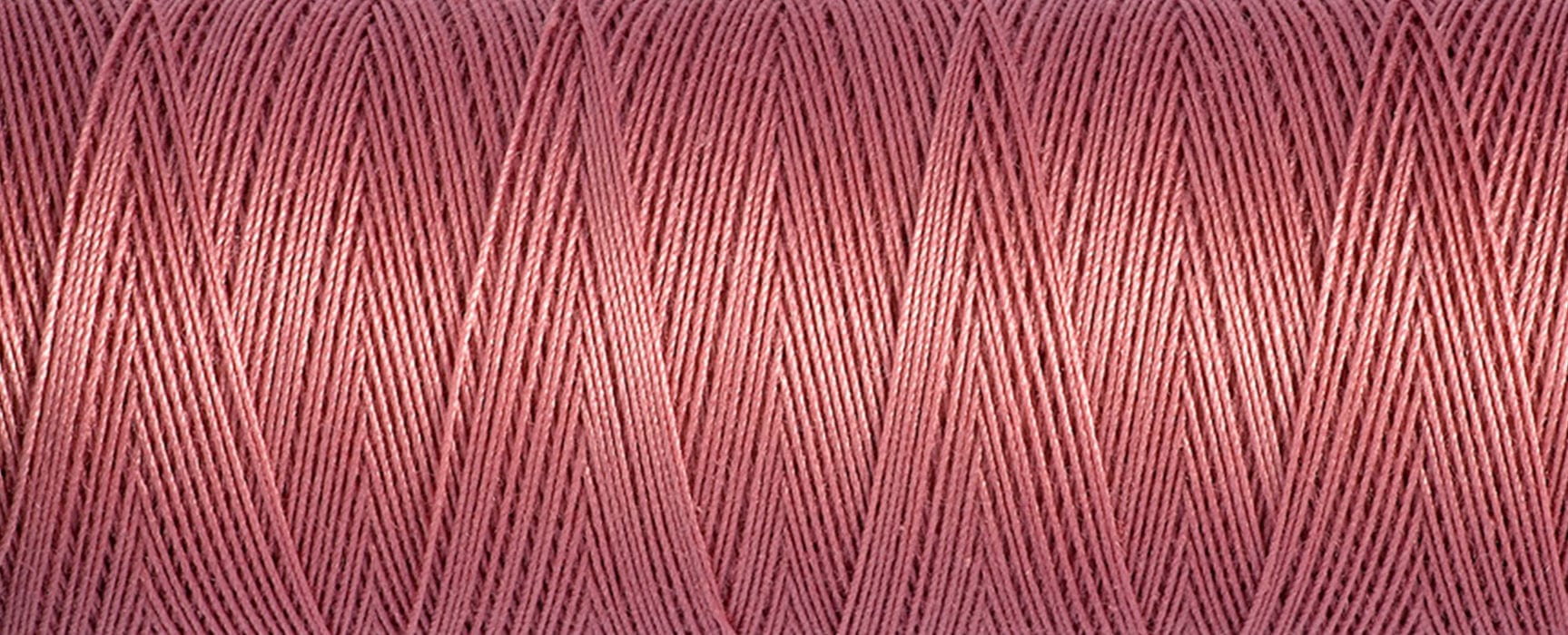 Gutermann Cotton Thread 100M Colour 2346 Close Up