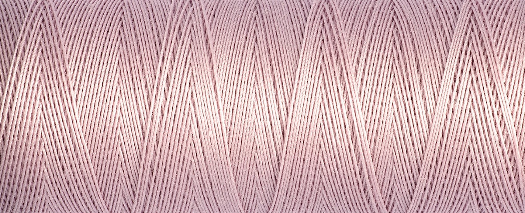 Gutermann Cotton Thread 100M Colour 3117 Close Up