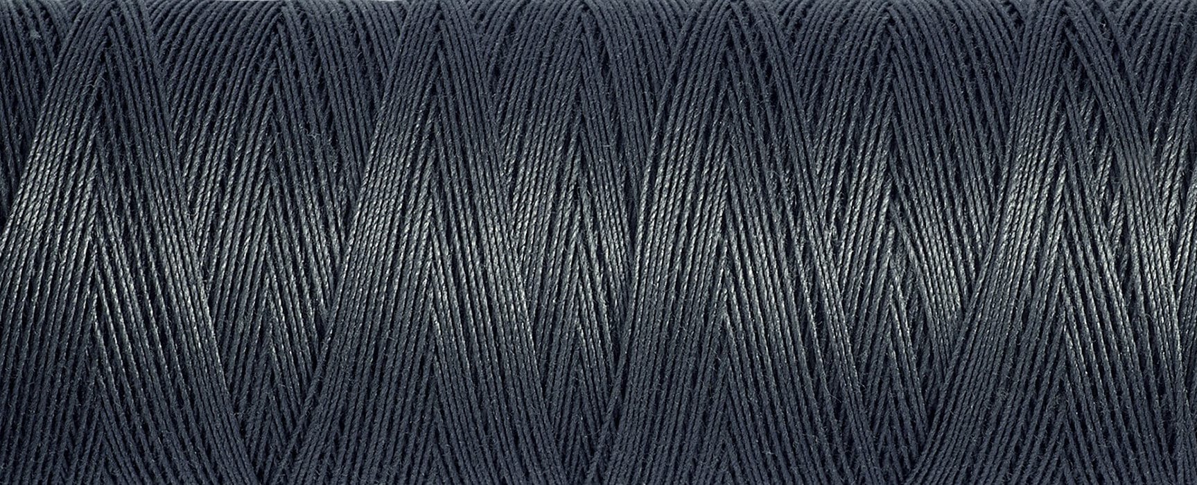 Gutermann Cotton Thread 100M Colour 4403 Close Up