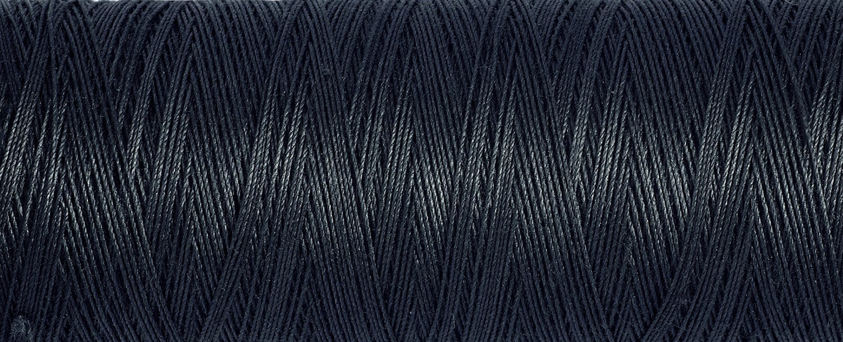 Gutermann Cotton Thread 100M Colour 5902 Close Up