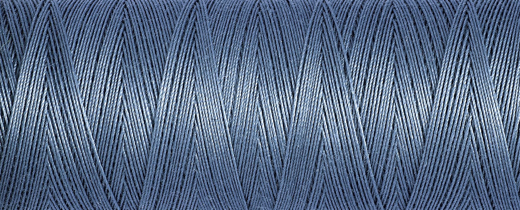 Gutermann Cotton Thread 100M Colour 6015 Close Up
