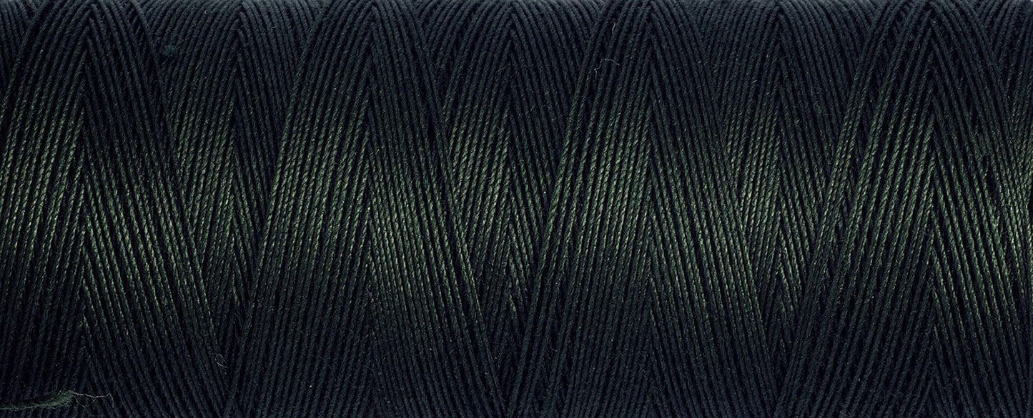 Gutermann Cotton Thread 100M Colour 8812 close up