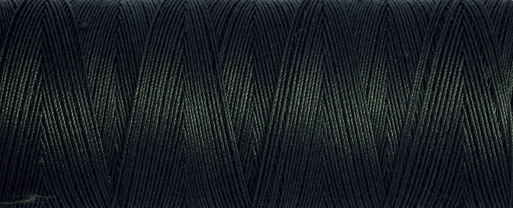 Gutermann Cotton Thread 100M Colour 8812 close up