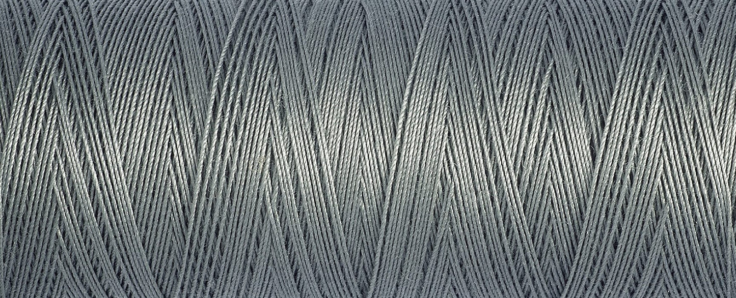 Gutermann Cotton Thread 100M Colour 9005 Close Up