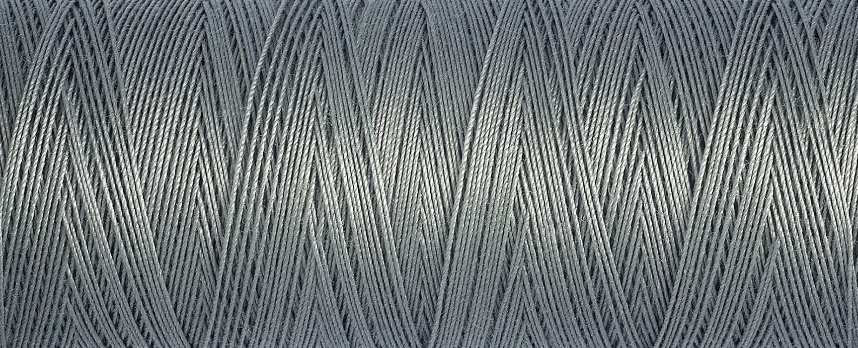 Gutermann Cotton Thread 100M Colour 9005 Close Up