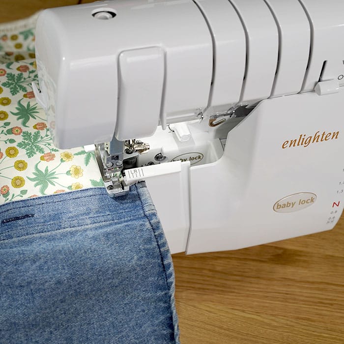 Automatic Thread Feed