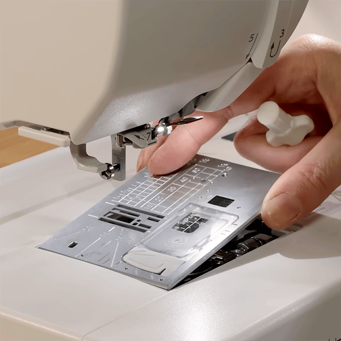 Magnetic Needle Plate System