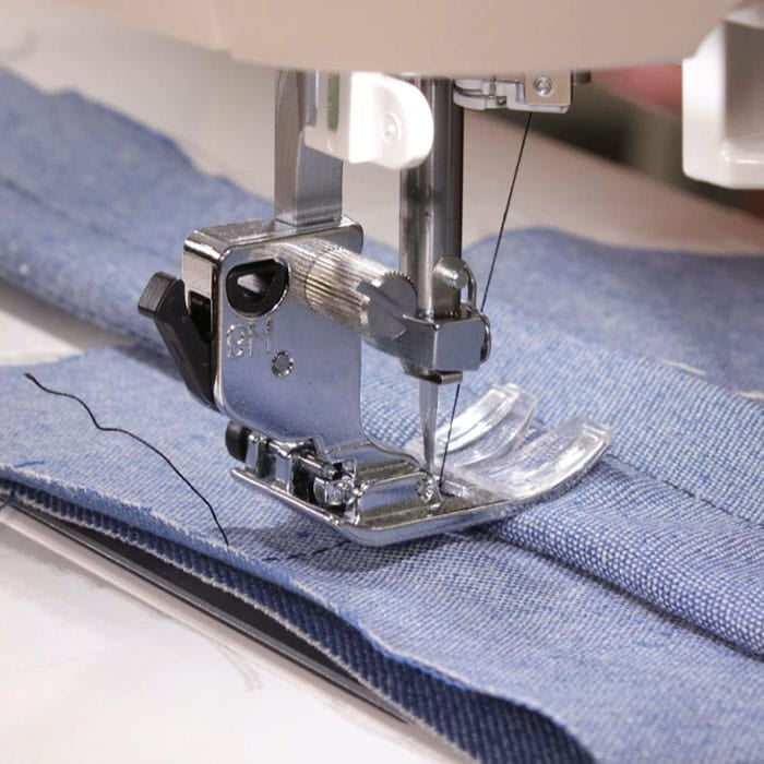 Superior Fabric Feeding