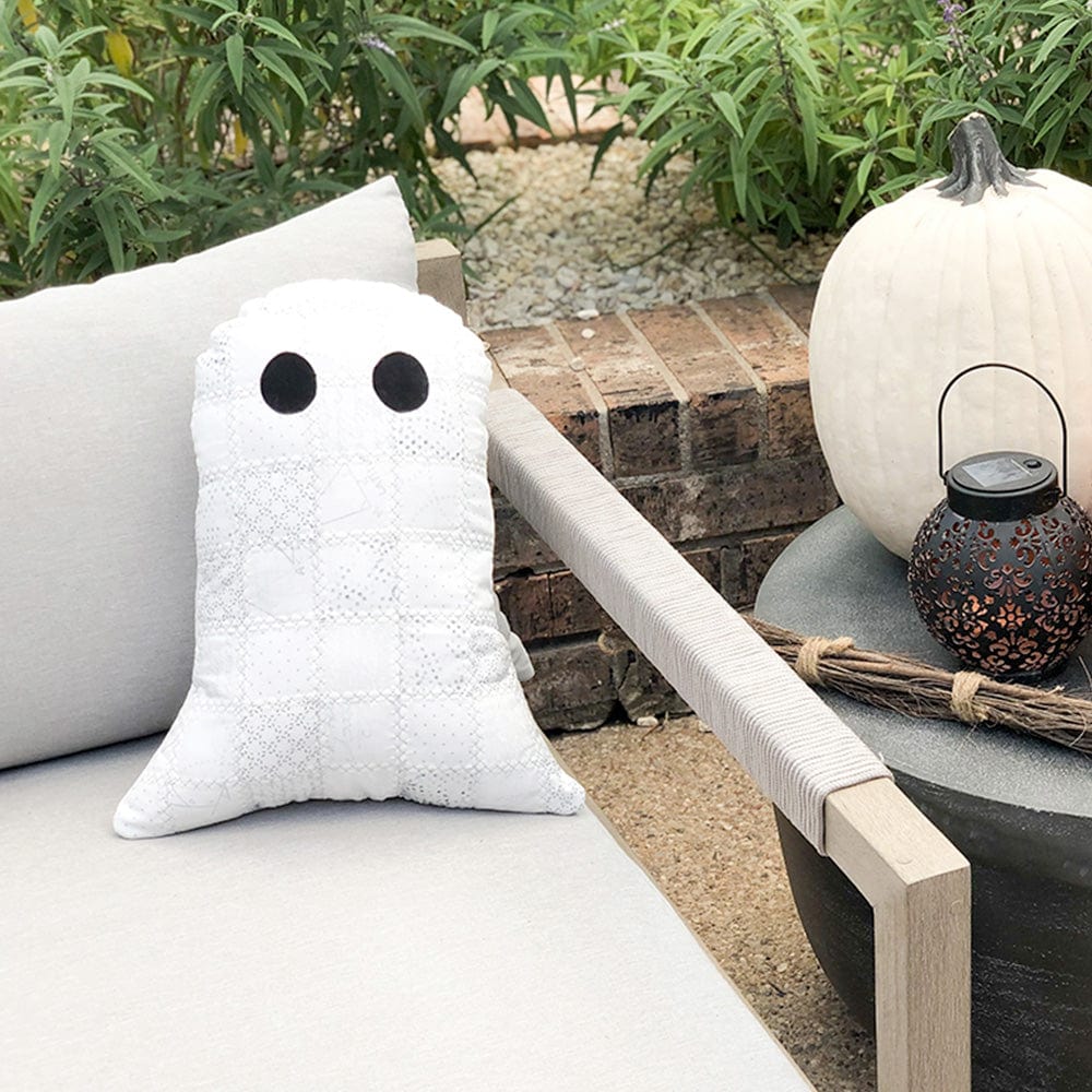 Bernina Download Free Pattern: Ghost Cushion Template  - The Sewing Studio