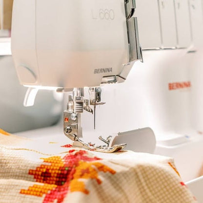 BERNINA L660 Overlocker