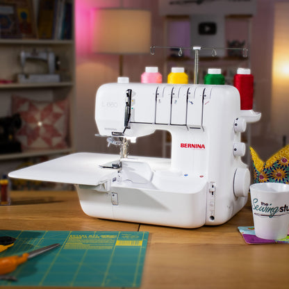 BERNINA L660 Overlocker