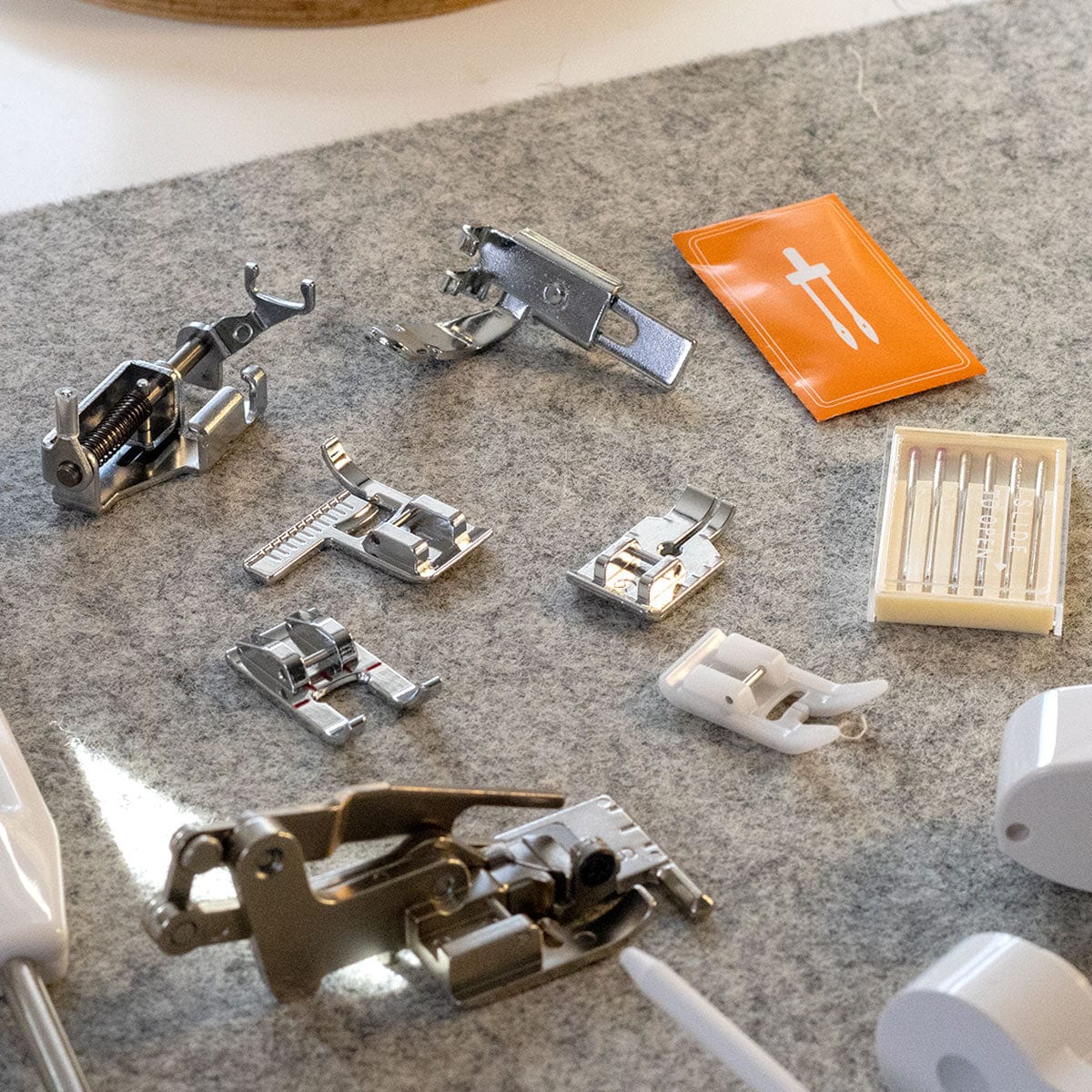 Brother Sewing Machines EX-DISPLAY Brother Innov-is F580 Sewing & Embroidery Machine + Free Pe Design Plus 2 Software  - The Sewing Studio