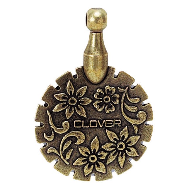 Clover Quilting Accessories Thread Cutter: Clover: Antique Gold Pendant  - The Sewing Studio