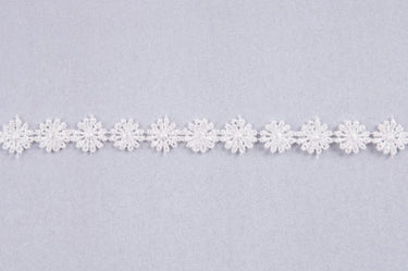 Essential Trimmings Lace Guipure Daisy Lace Trim: 12mm: Ivory  - The Sewing Studio for sale UK - The Sewing Studio