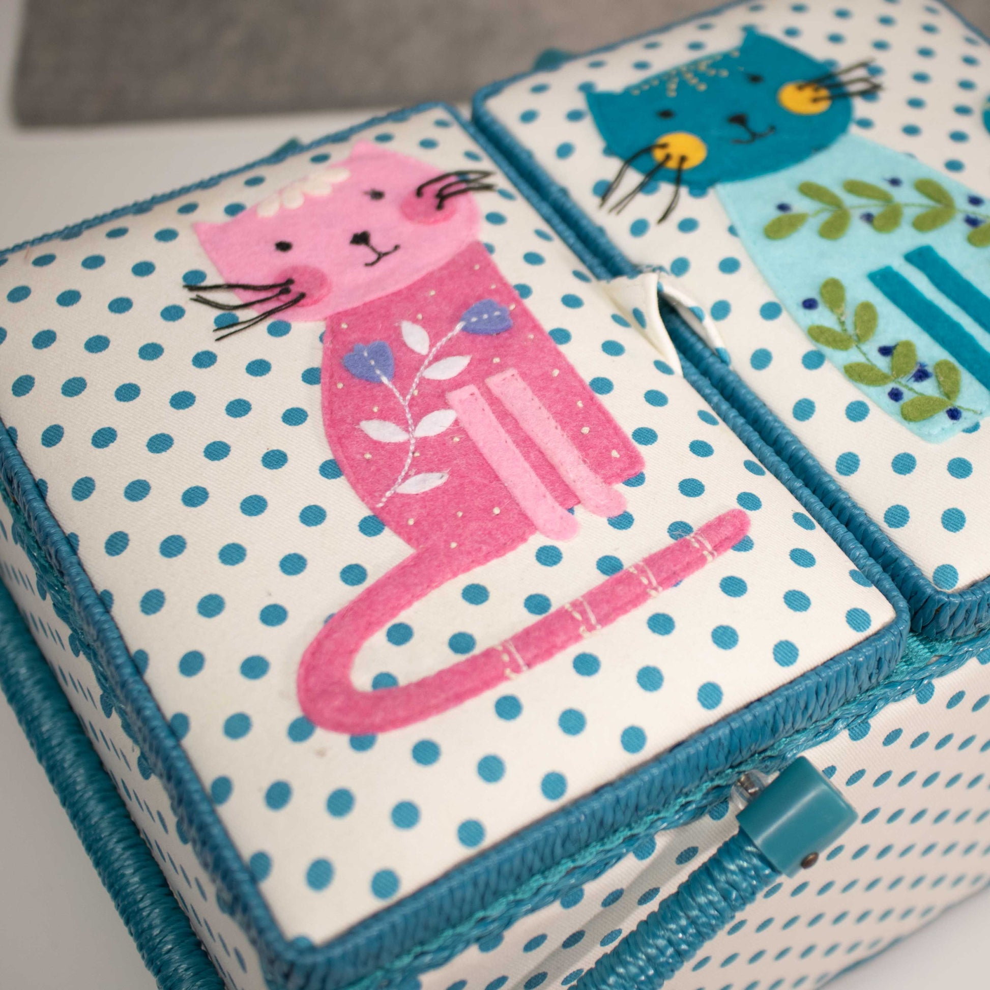 HobbyGift Sewing Tins and Boxes Sewing Box Large Twin Lid Appliqué Cats  - The Sewing Studio