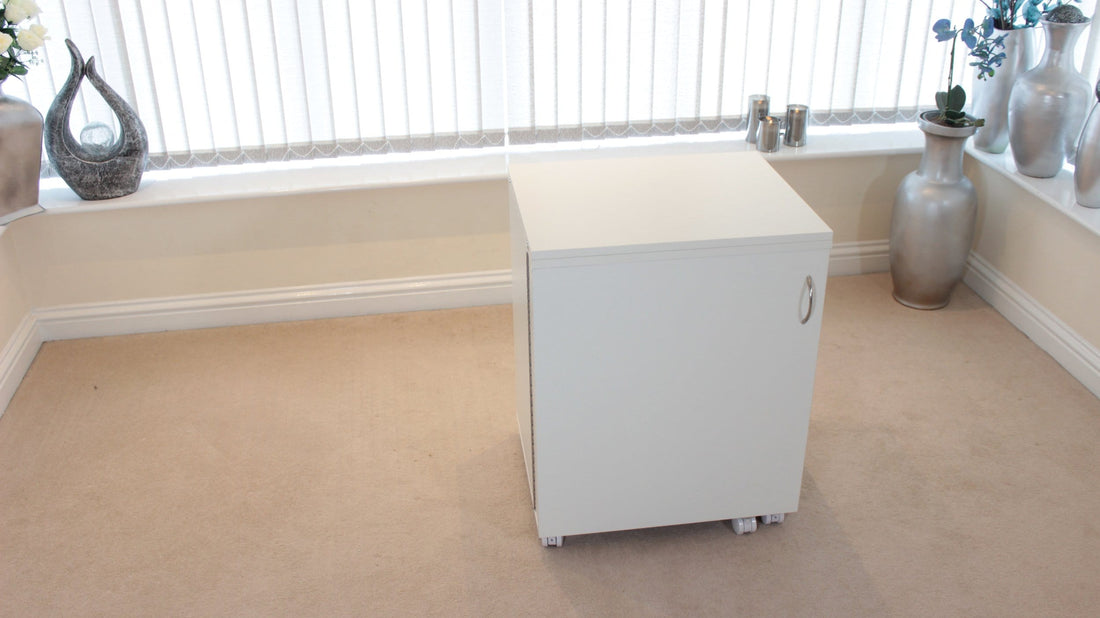 Horn Cub Plus Sewing Cabinet
