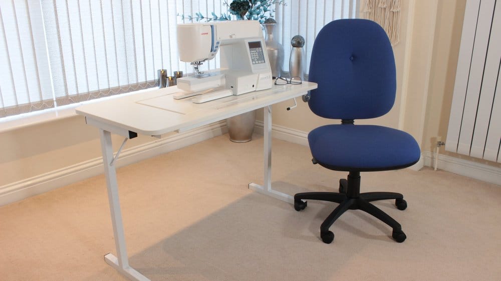Horn Hide-Away Sewing Table MK2 (White)