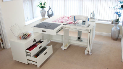 Horn Super Q MK2 Sewing Cabinet