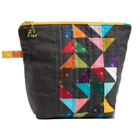Free Pattern: The Colors of Moda Zipper Pouch