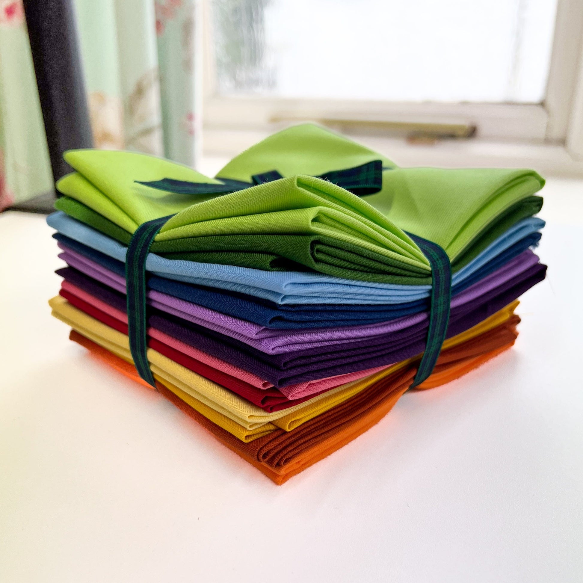 Moda Fabric Pre Cuts Moda Bella Solids 12 Piece Colour Wheel Fat Quarter Bundle - The Sewing Studio