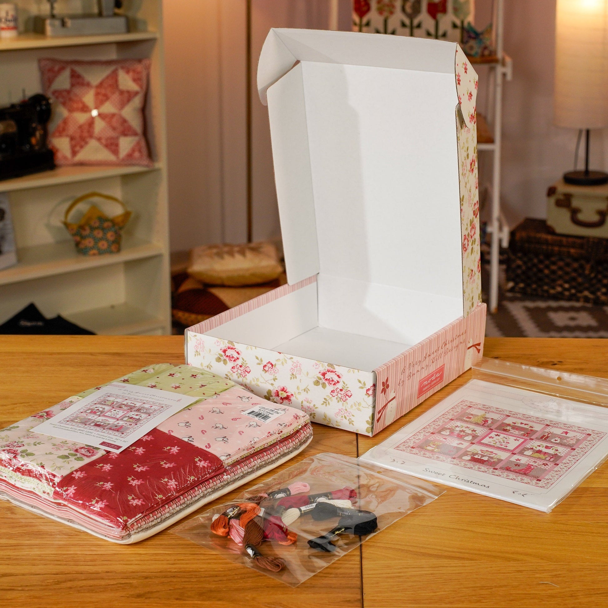 Moda Fabric Pre Cuts Moda Bunny Hill Designs A Very Sweet Christmas Quilt Kit  - The Sewing Studio