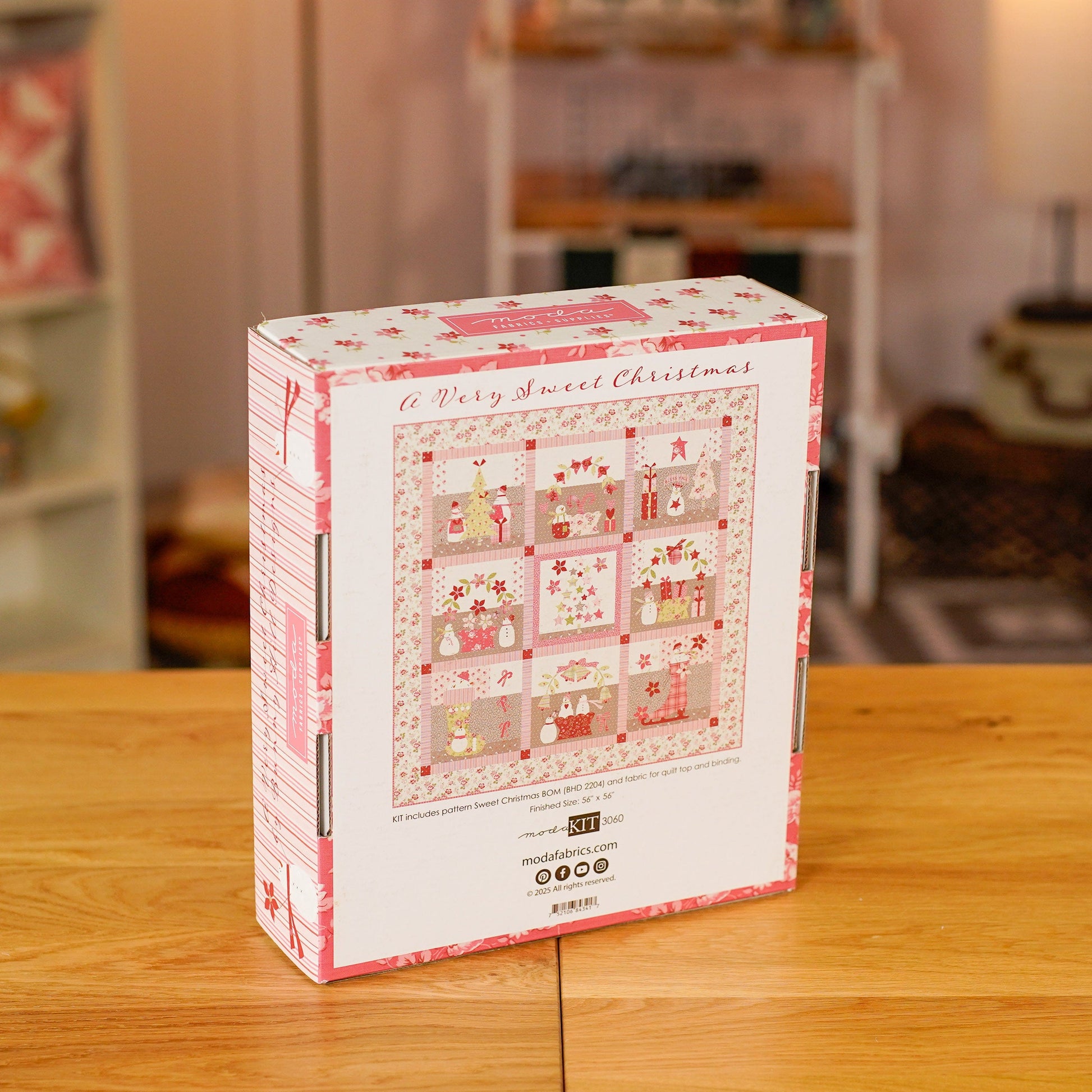 Moda Fabric Pre Cuts Moda Bunny Hill Designs A Very Sweet Christmas Quilt Kit  - The Sewing Studio