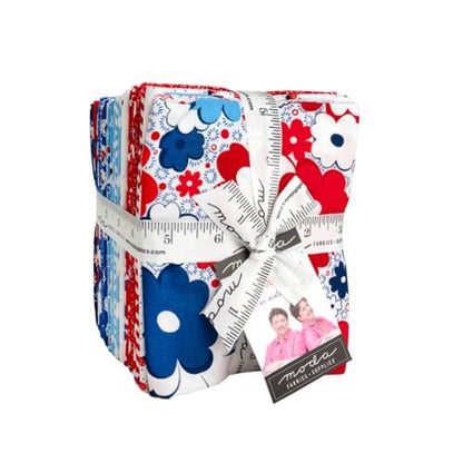 Moda Fabric Pre Cuts Moda On The Porch Fat Quarter Bundle 26 Piece - The Sewing Studio