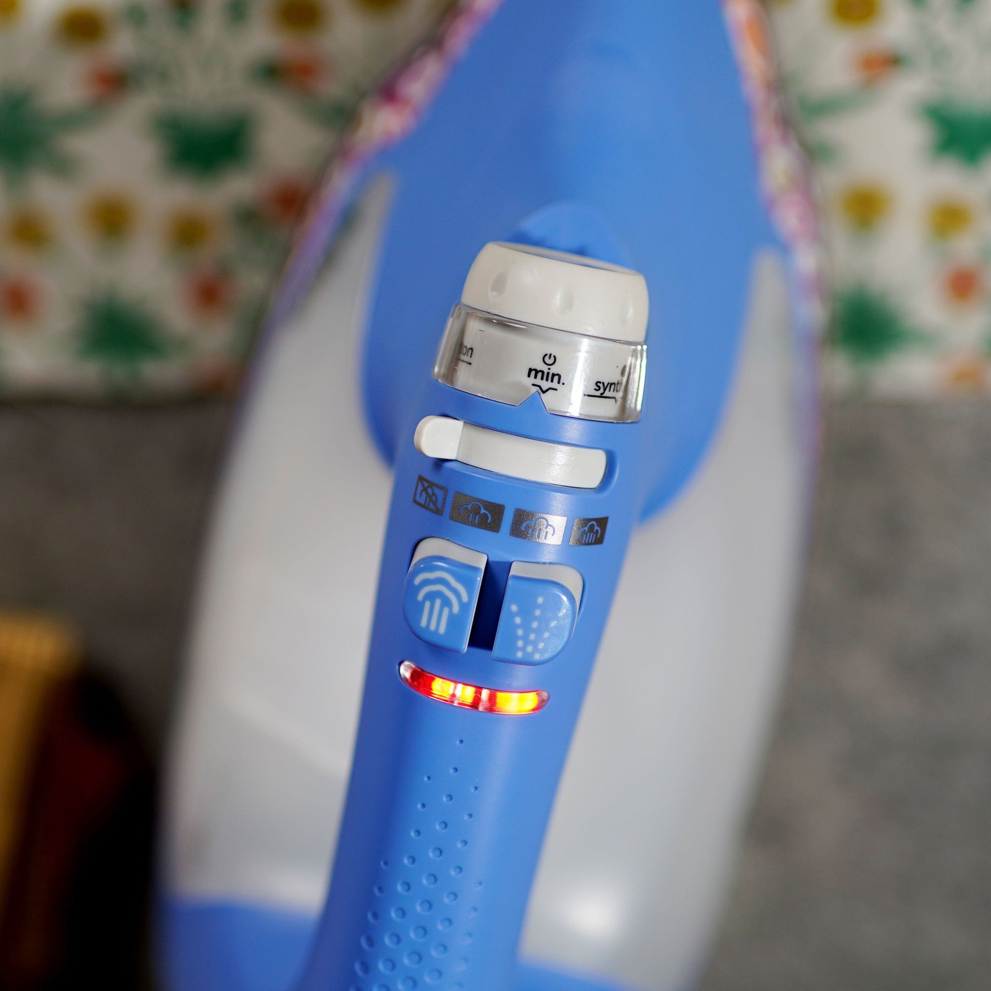 Oliso Irons Oliso Smart Iron TG1600 Pro Plus Kaffe Fassett Edition  - The Sewing Studio
