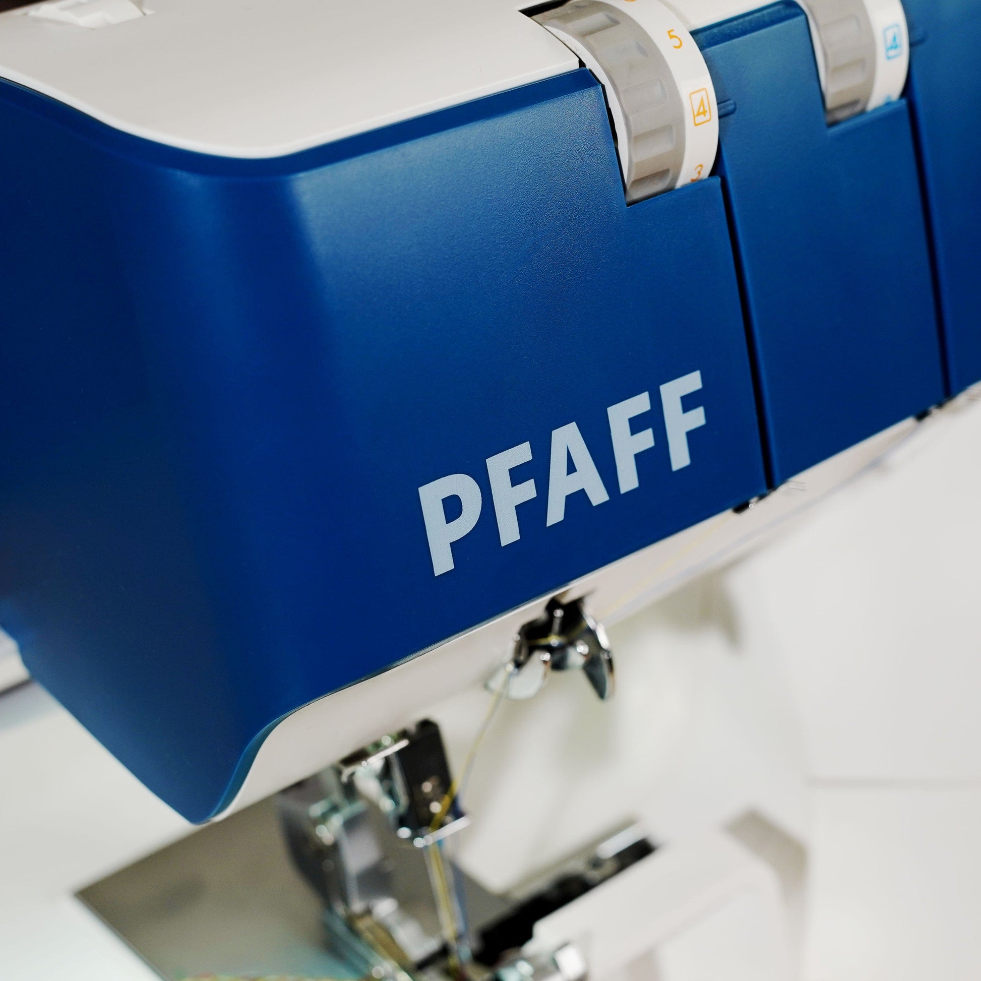 Pfaff Sewing Machines Pfaff Admire 1000 Overlocker  - The Sewing Studio