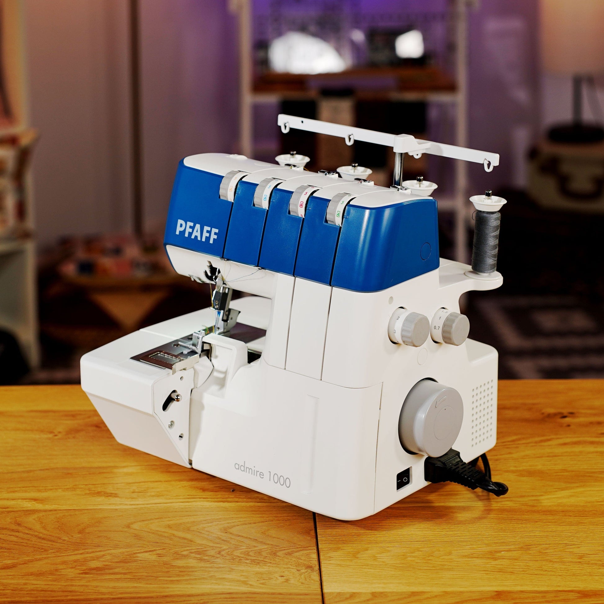 Pfaff Sewing Machines Pfaff Admire 1000 Overlocker  - The Sewing Studio