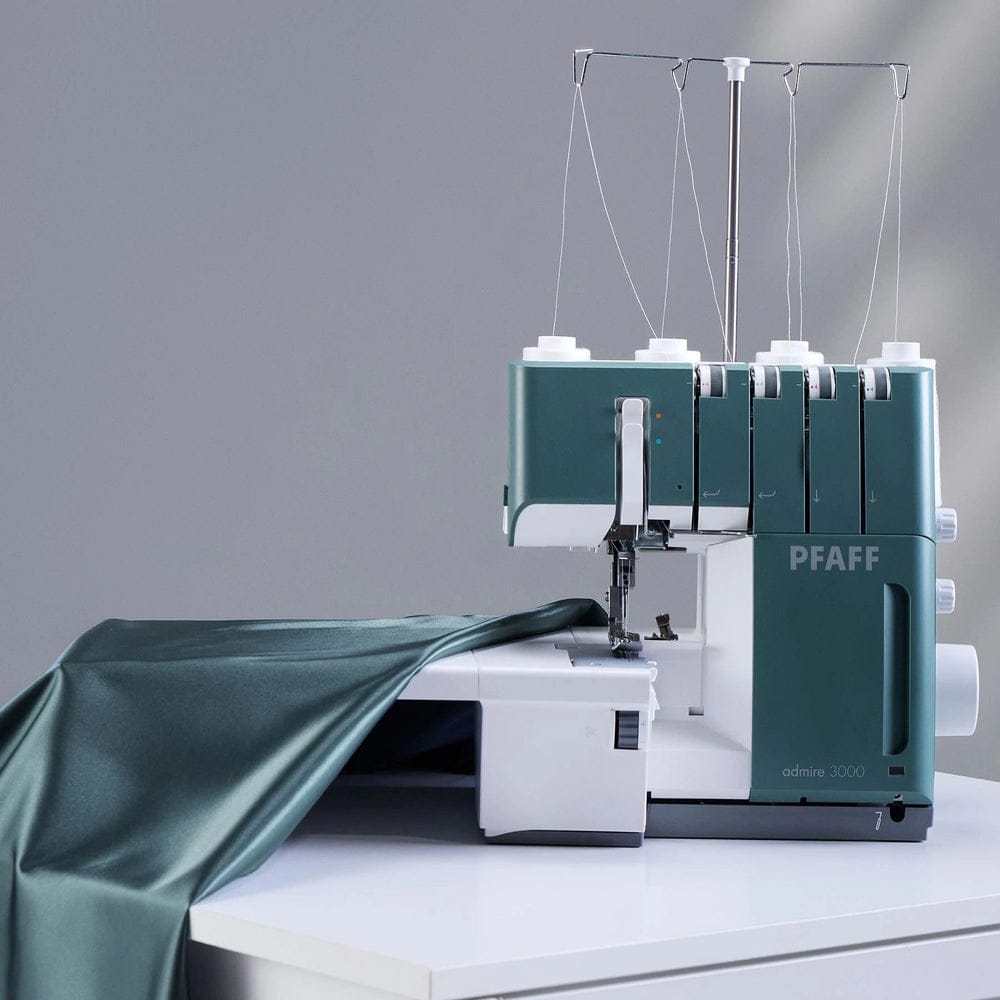 PFAFF Admire 3000 Overlocker