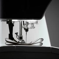 Pfaff Sewing Machines Pfaff Expression 715 Sewing Machine  - The Sewing Studio